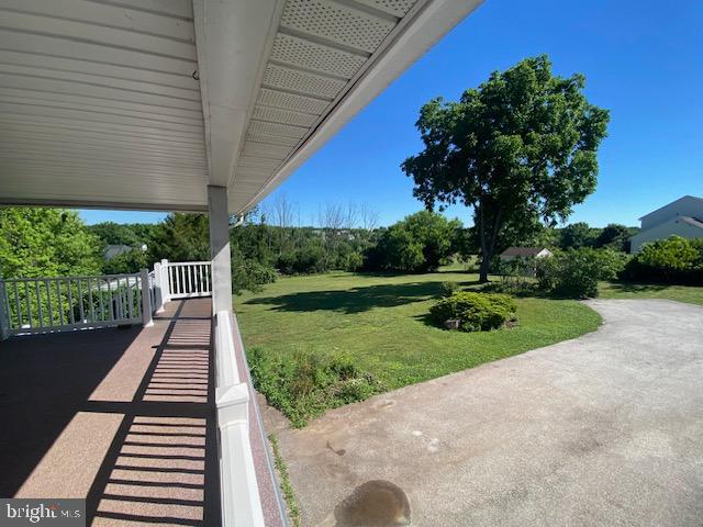 1070 Main St Property Photo 25