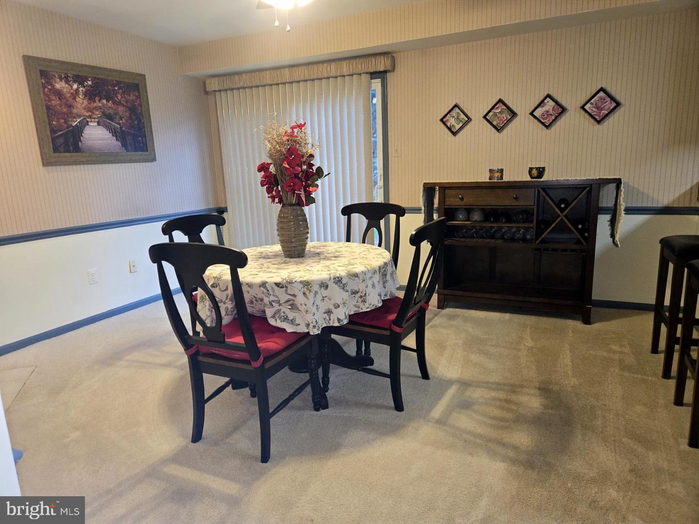 373 Carmen Dr # Property Photo 6