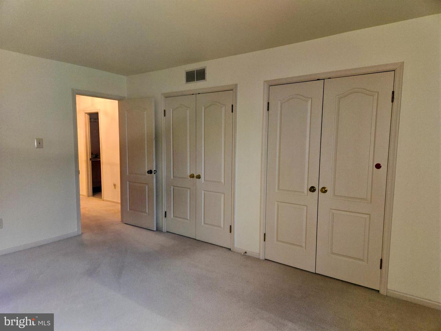 373 Carmen Dr # Property Photo 9