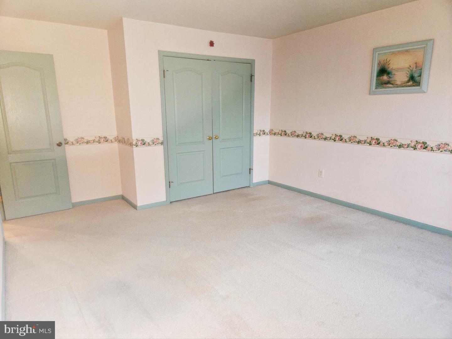 373 Carmen Dr # Property Photo 10