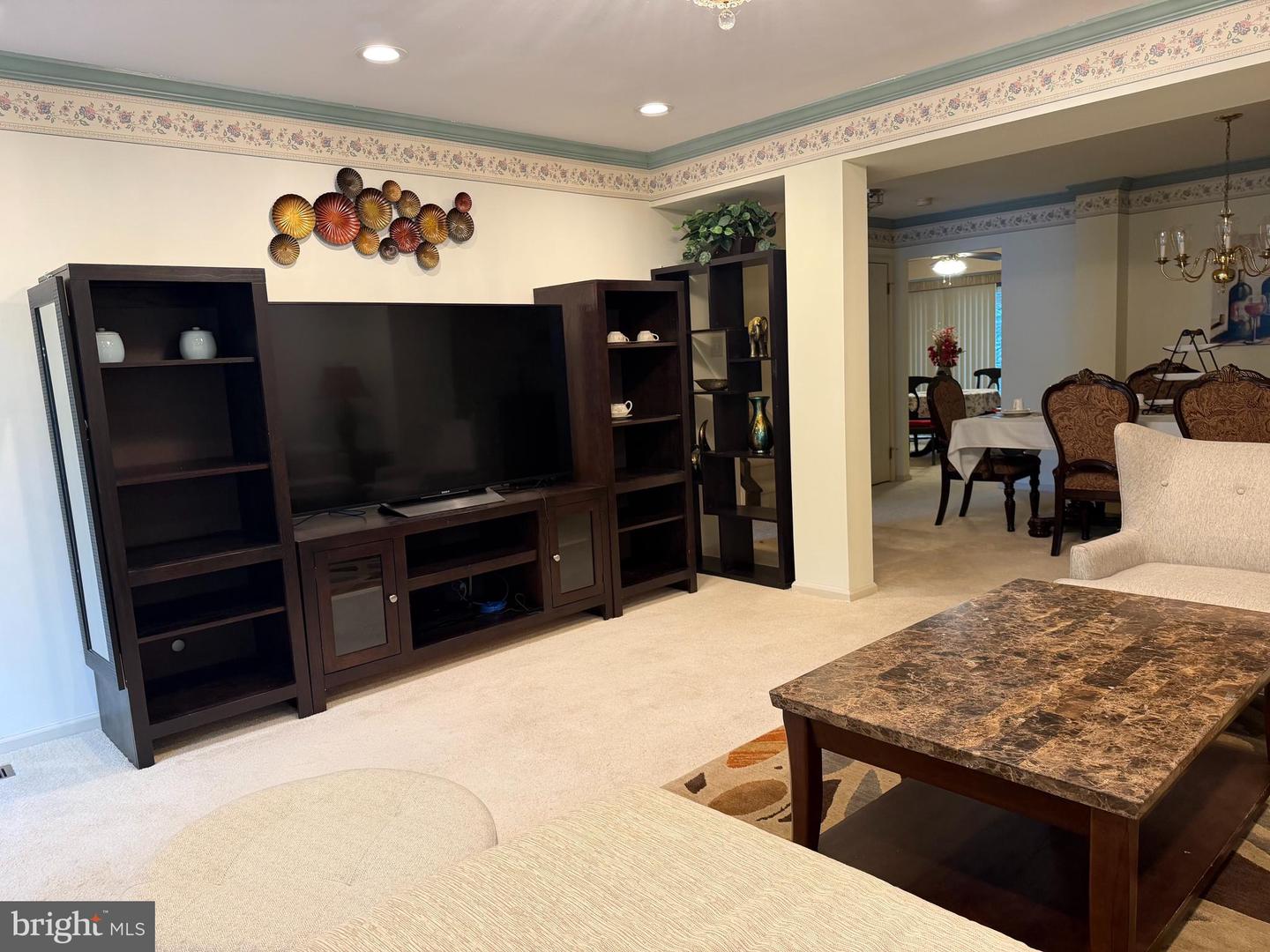 373 Carmen Dr # Property Photo 15