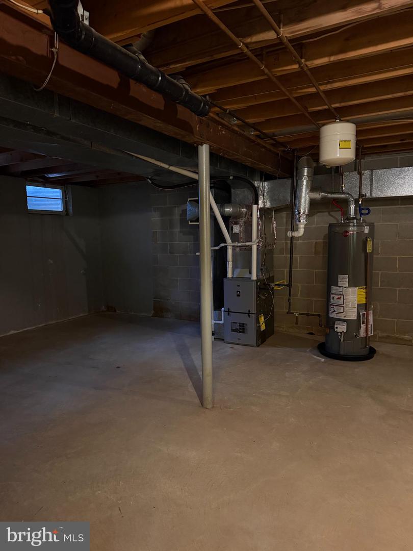 373 Carmen Dr # Property Photo 21