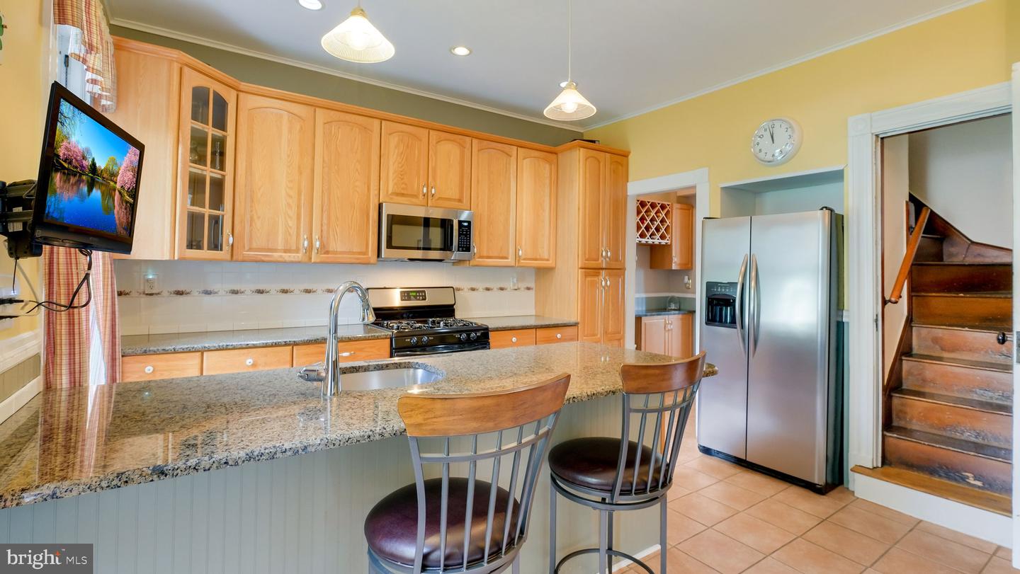 130 Woodland Rd Property Photo 10