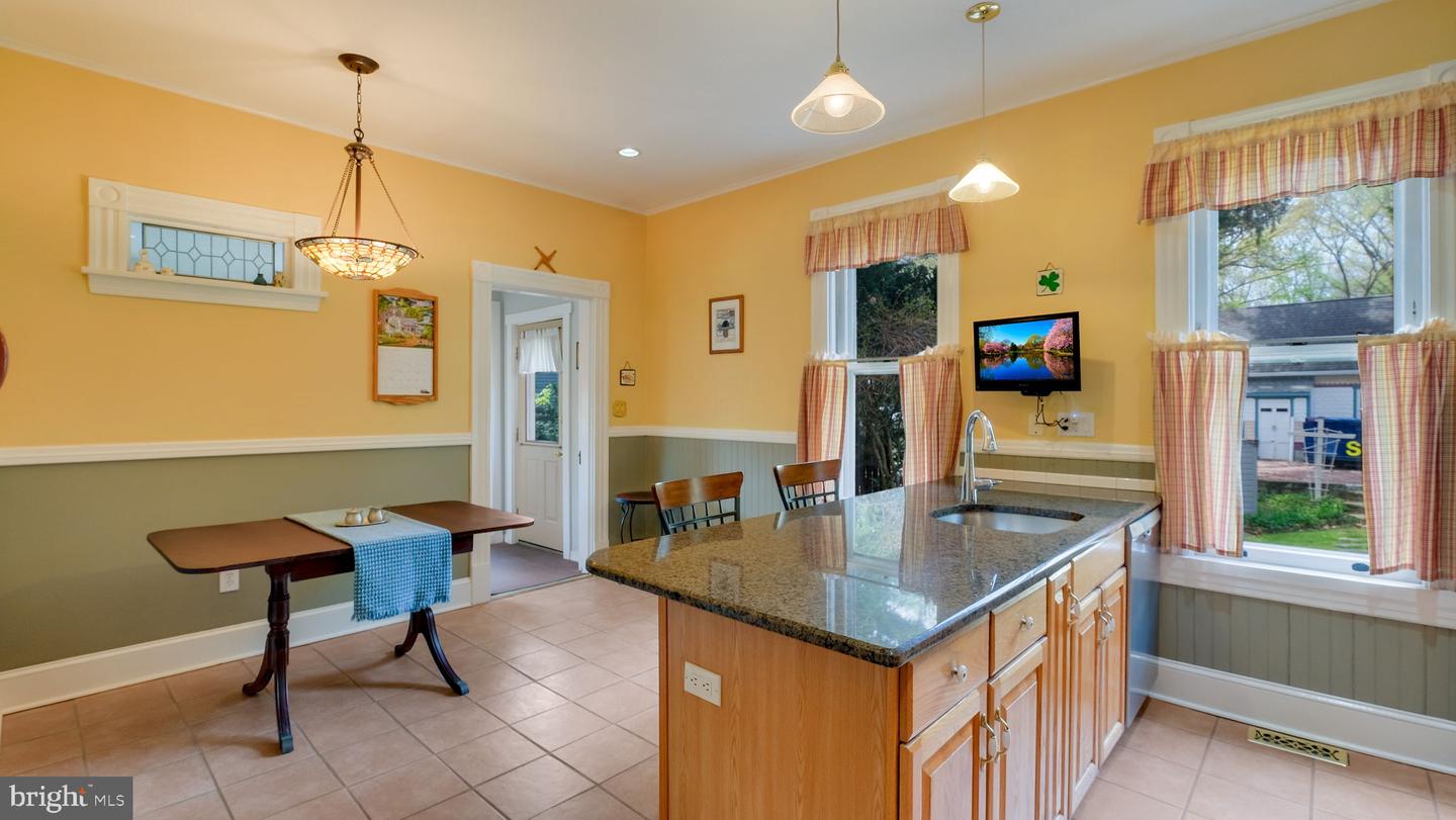 130 Woodland Rd Property Photo 11