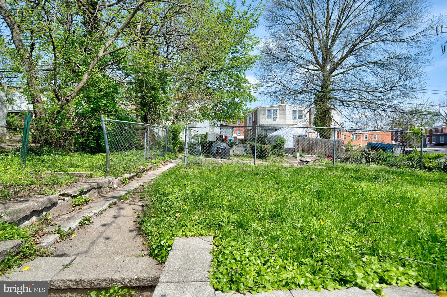 241 Chestnut St Property Photo 7