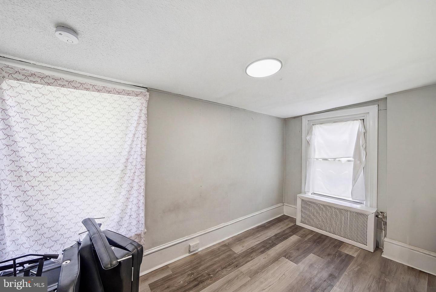 241 Chestnut St Property Photo 20