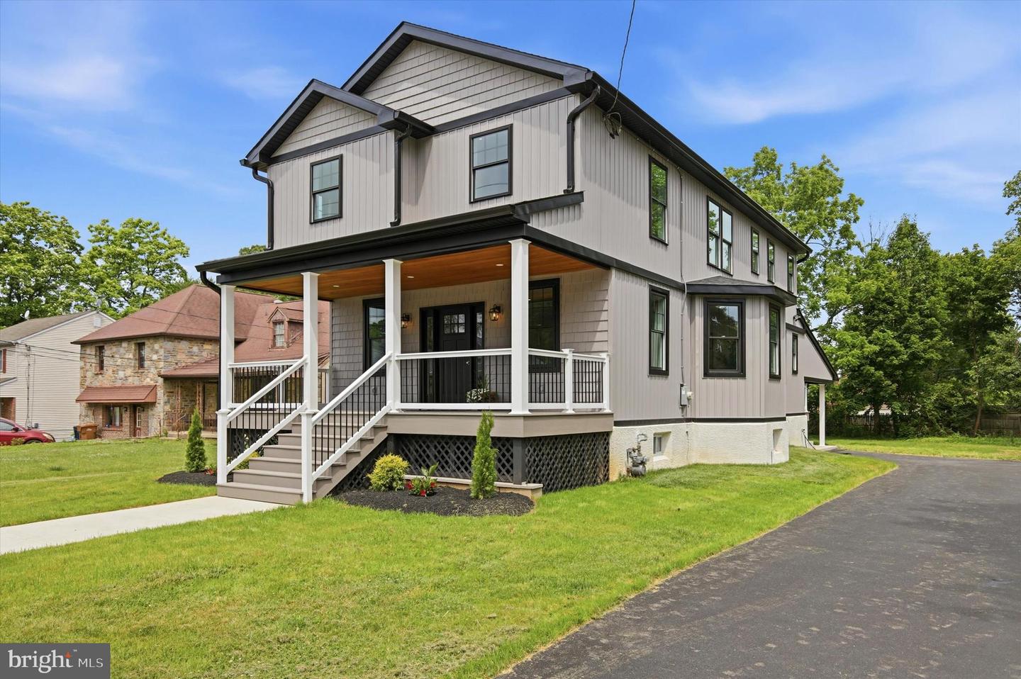 414 Ellerslie Ave Property Photo 1