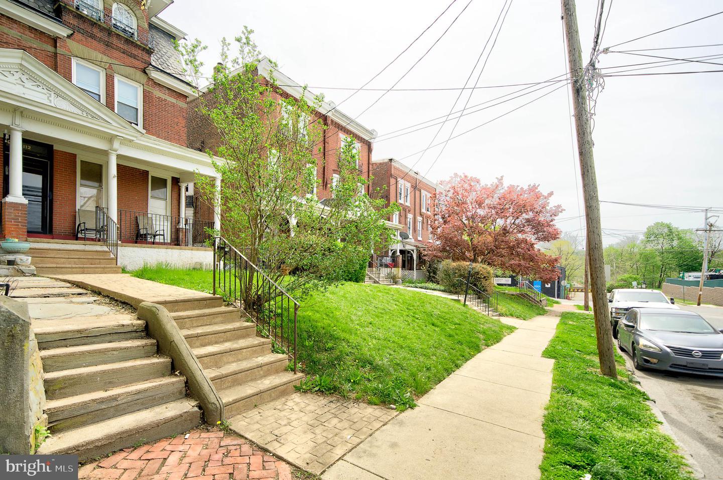 112 Haws Ave Property Photo 3