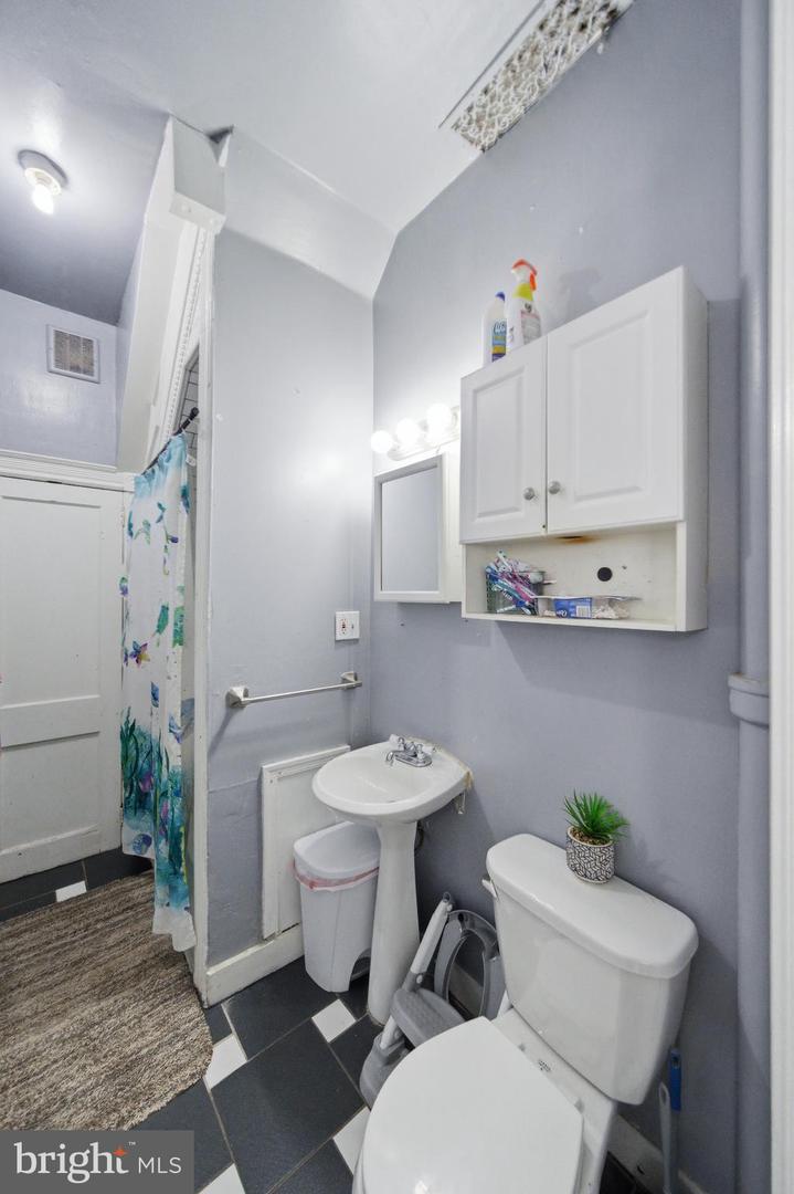 112 Haws Ave Property Photo 18