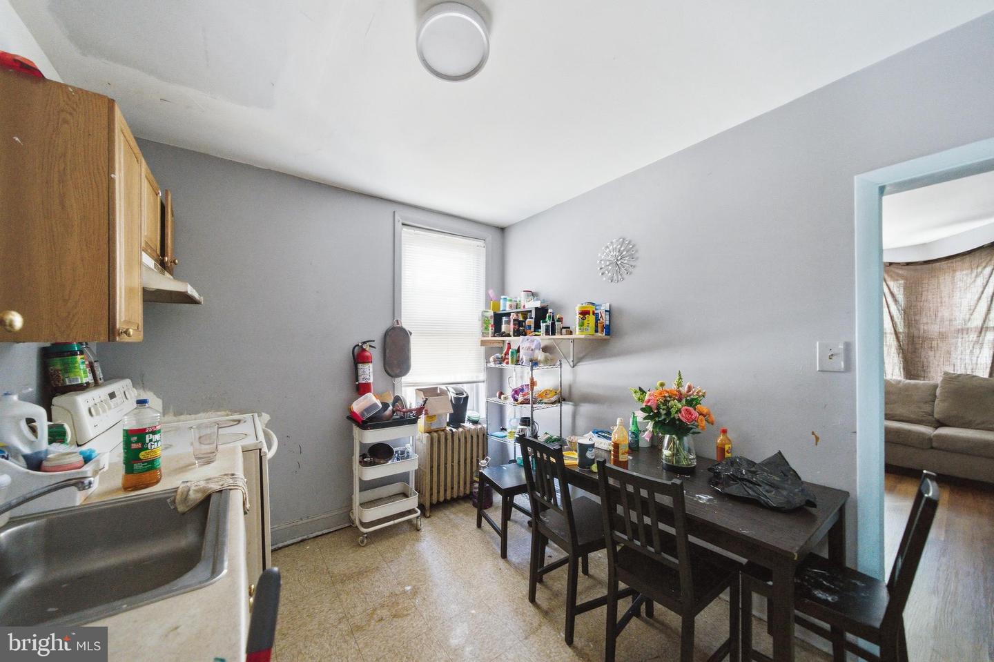 619 W Main St Property Photo 11