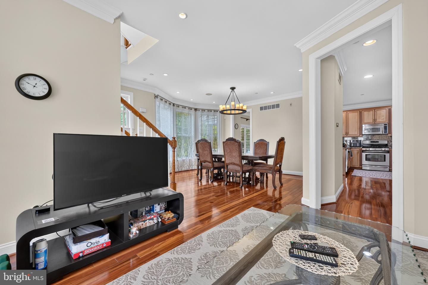 211 Holland Ave Property Photo 19