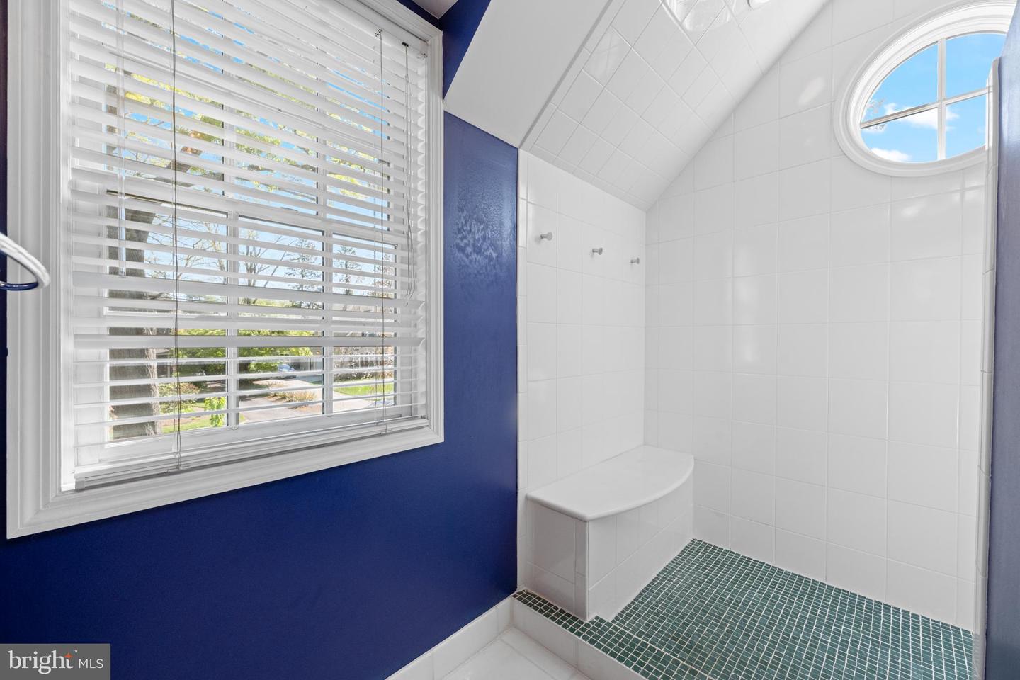 19 Derwen Rd Property Photo 29