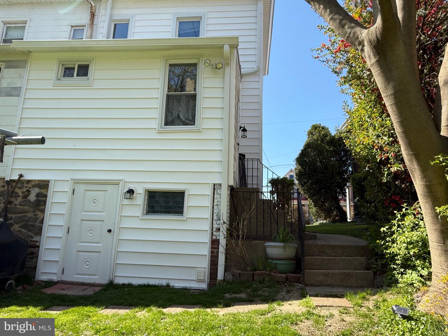 505 Ryers Ave Property Photo 20