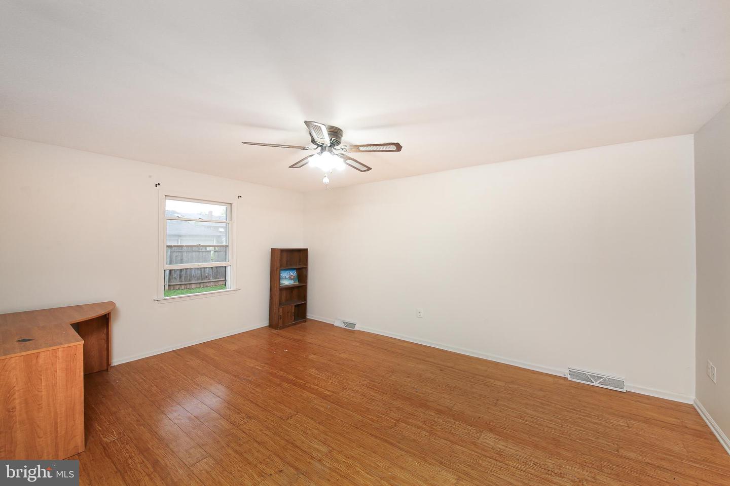 204 N Valley Forge Rd #4-a Property Photo 2