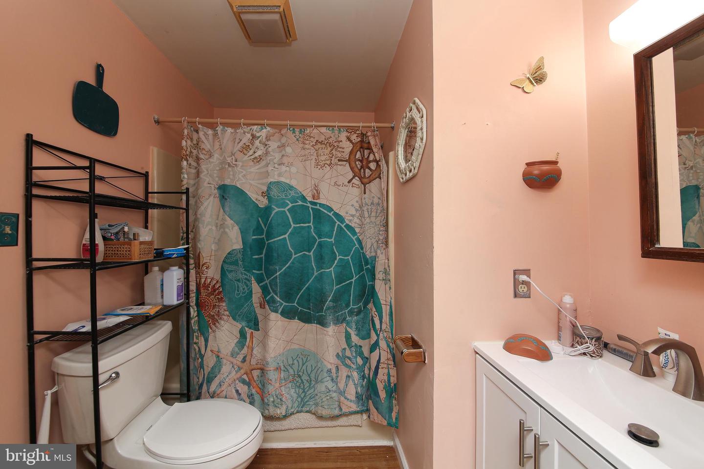 204 N Valley Forge Rd #4-a Property Photo 7