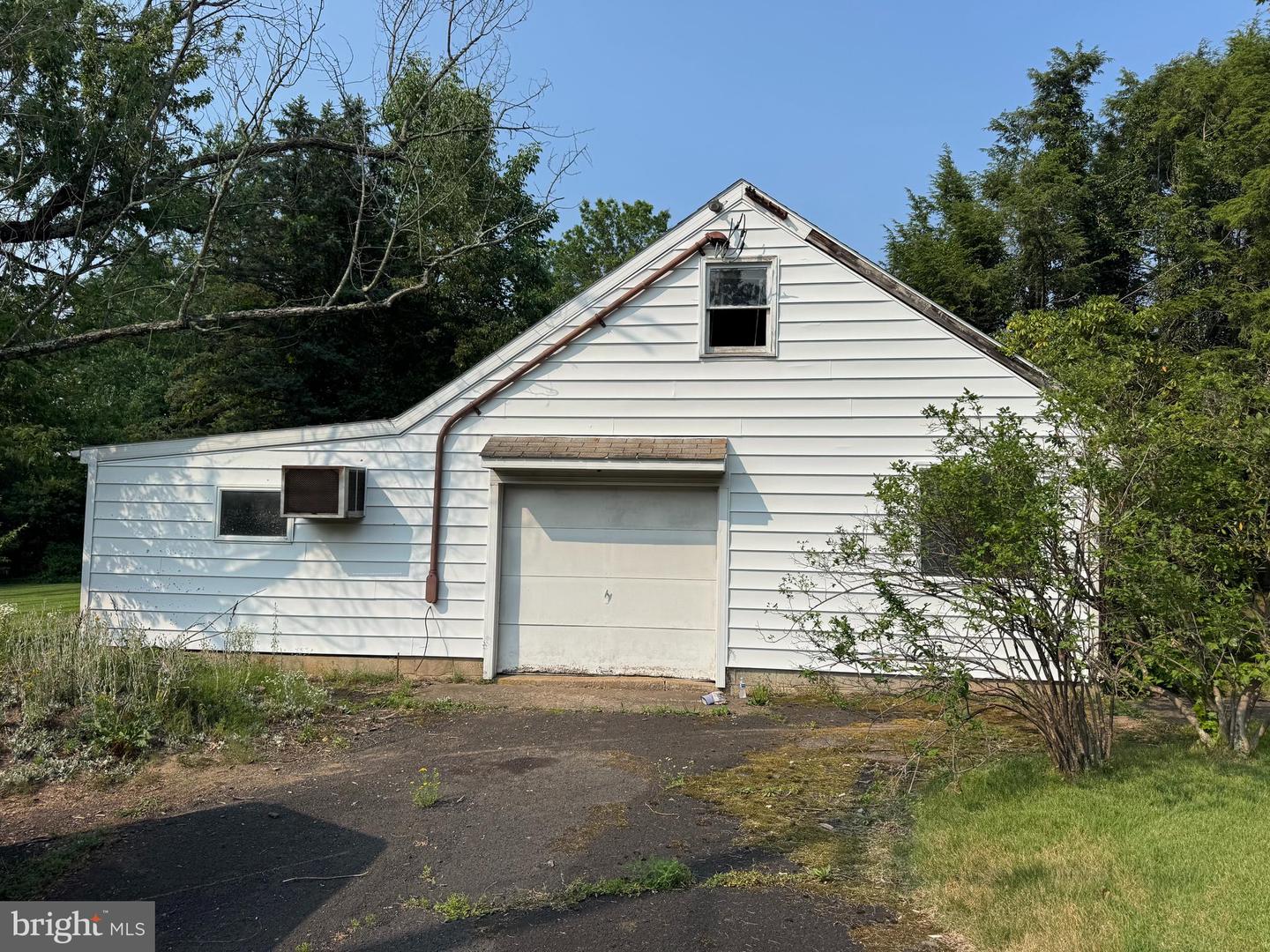 2206 Lenhart Rd Property Photo 37