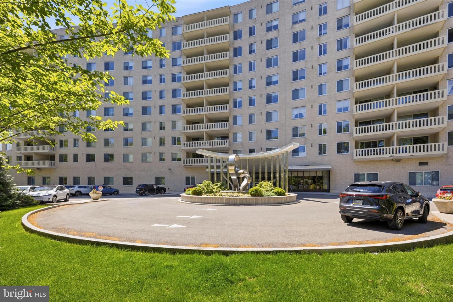 191 Presidential Blvd #805 Property Photo 1