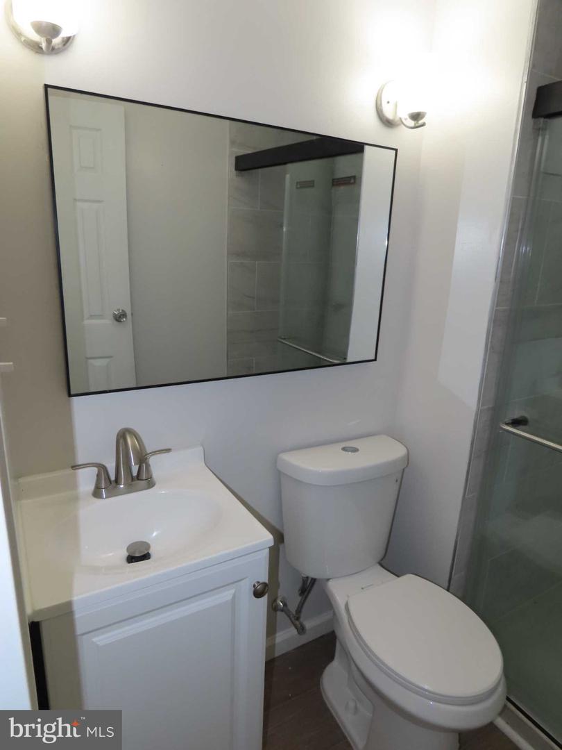 92 Hampstead #92 Property Photo 16