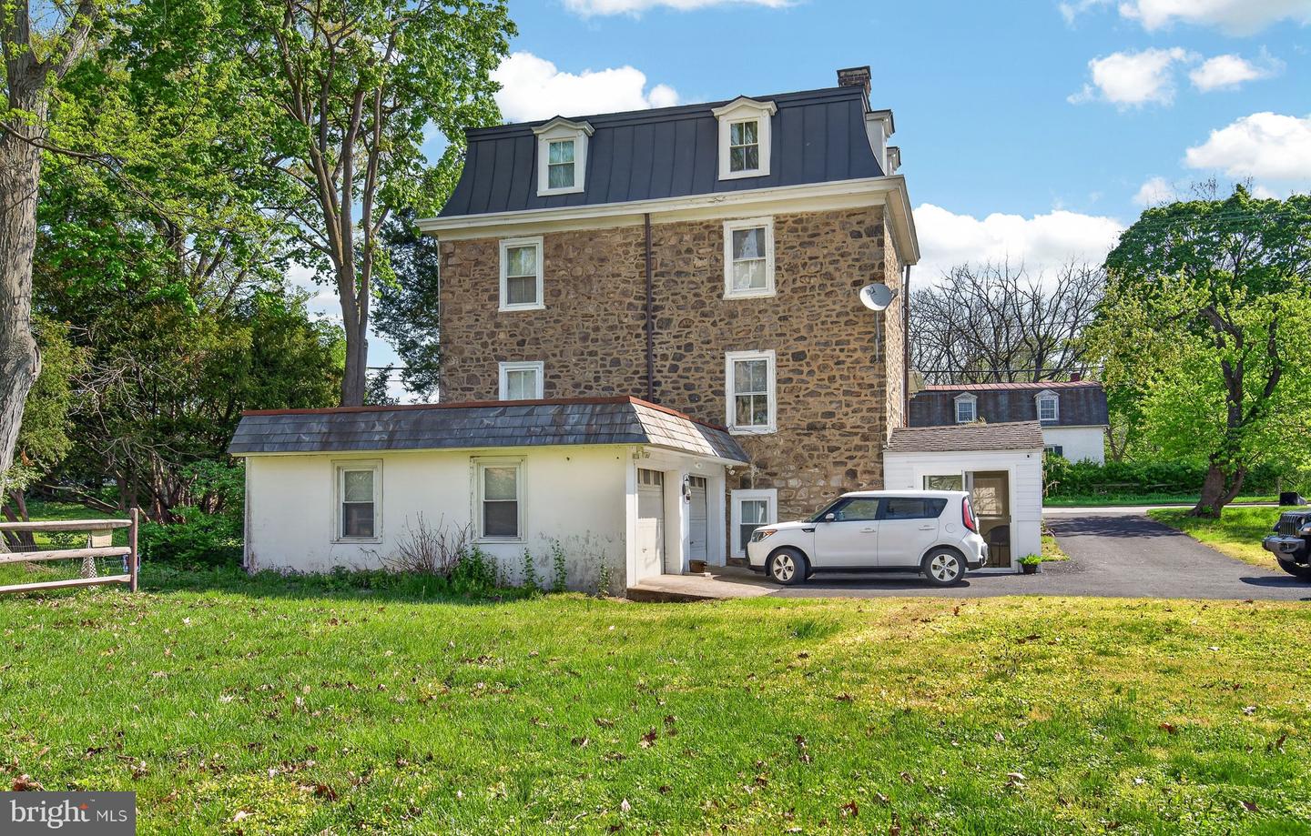1780 S Limekiln Pike Property Photo 48