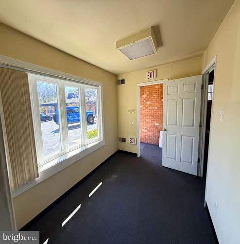 1630 E High St #suite 3 Property Photo 5
