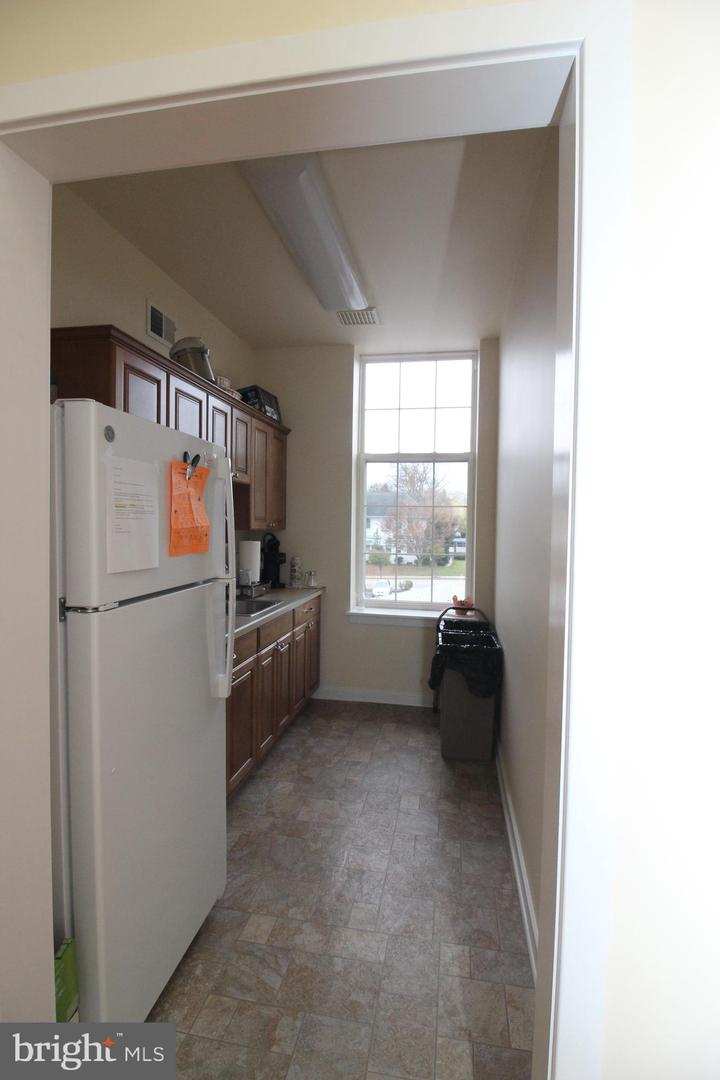 21 E Lincoln Ave Property Photo 13