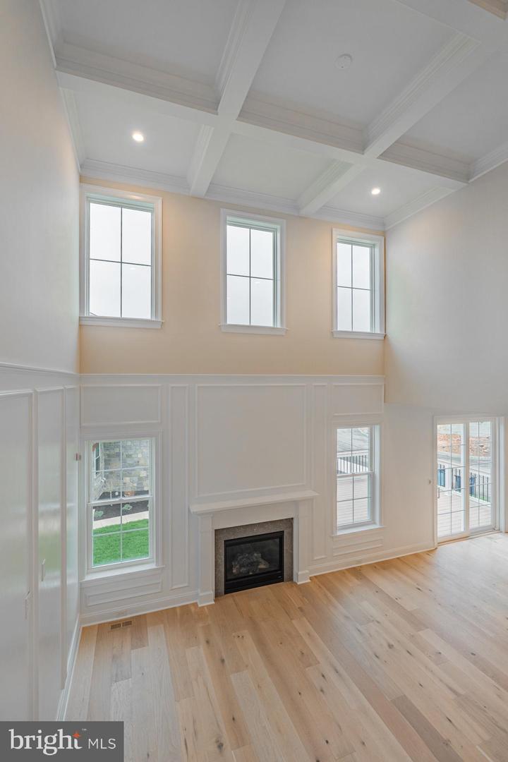 730 Emory Ct. Property Photo 11
