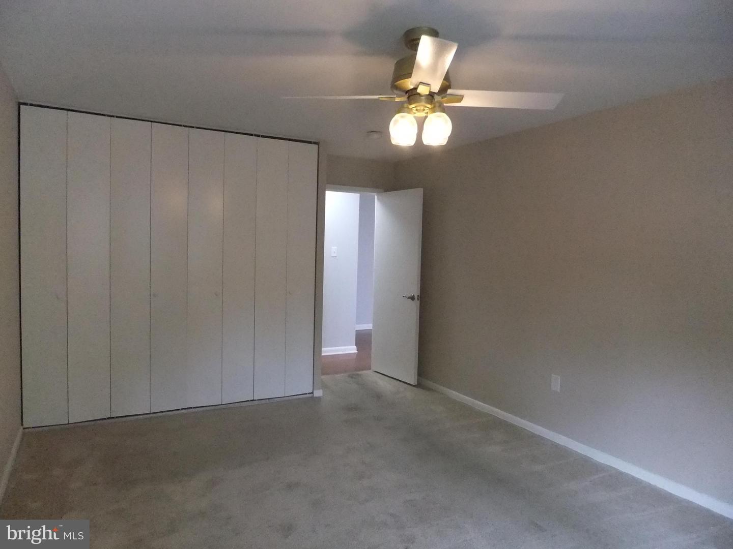1637 Oakwood Dr #s209 Property Photo 17