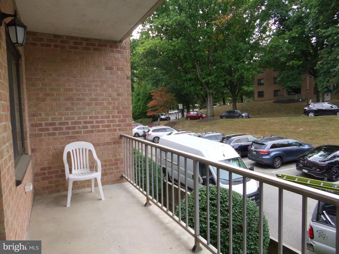 1637 Oakwood Dr #s209 Property Photo 20