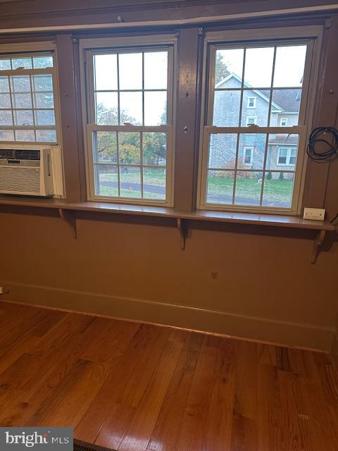 3017 Main St Property Photo 8