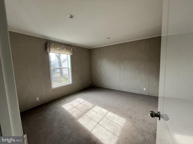 409 Oak Dr Property Photo 8