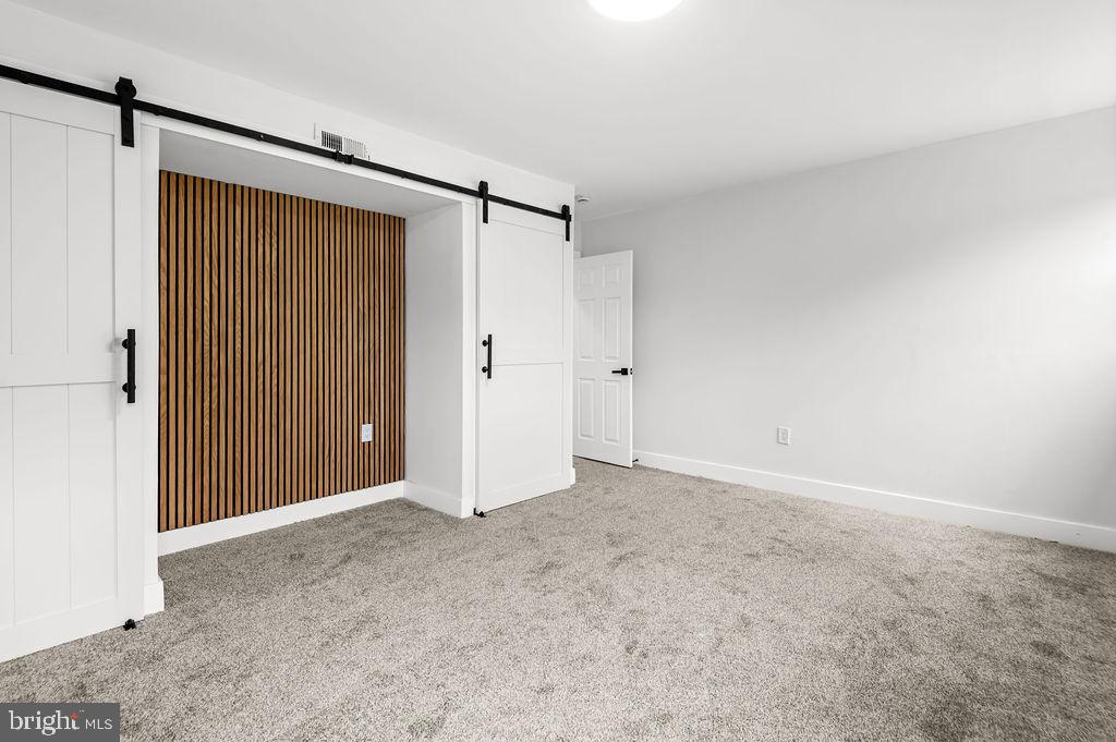 643 Spruce St Property Photo 14