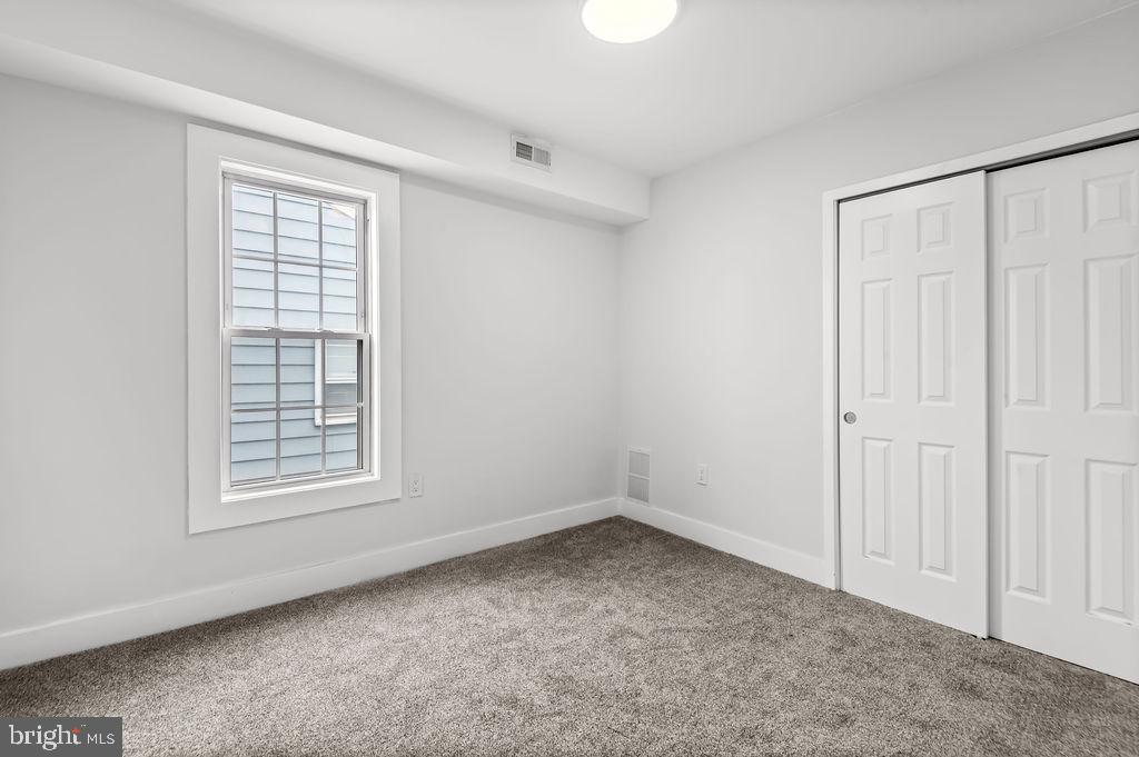 643 Spruce St Property Photo 21