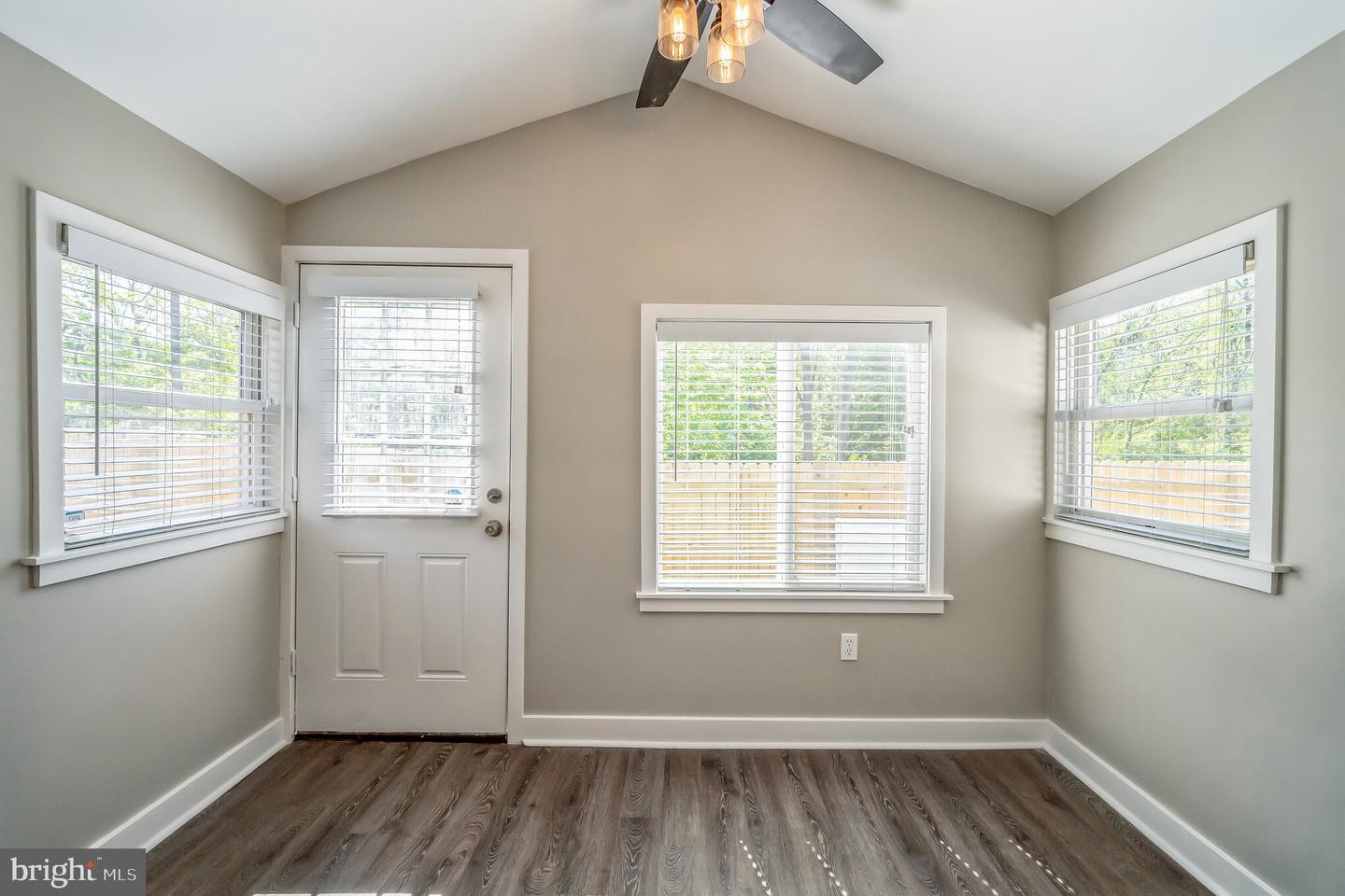 2952-54 Dekalb Pike Property Photo 52