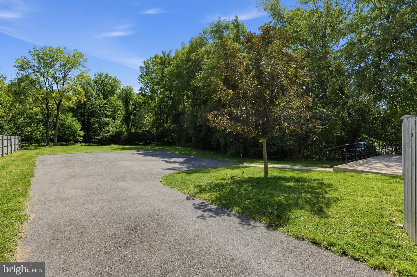 2952-54 Dekalb Pike Property Photo 83