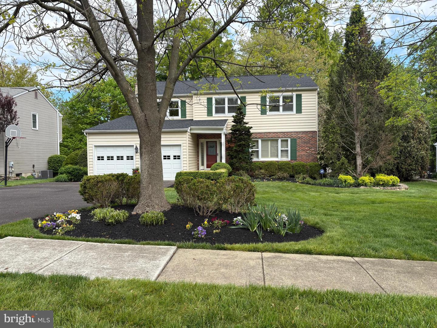 169 FOREST TRAIL DR