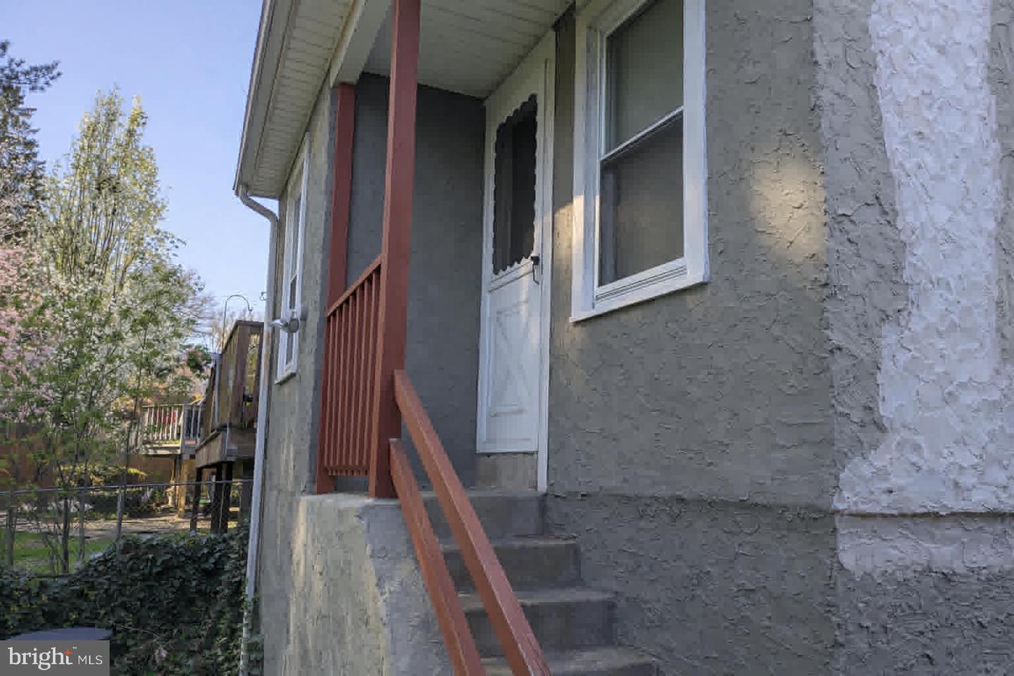 932 Township Line Rd Property Photo 15