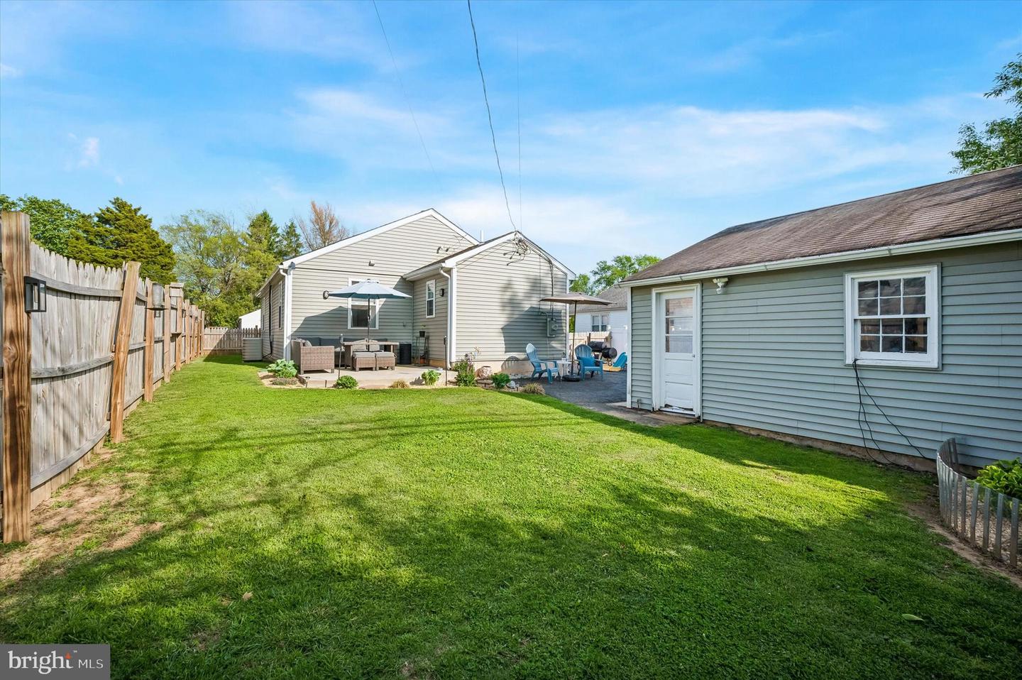1212 Johnston Ave Property Photo 2