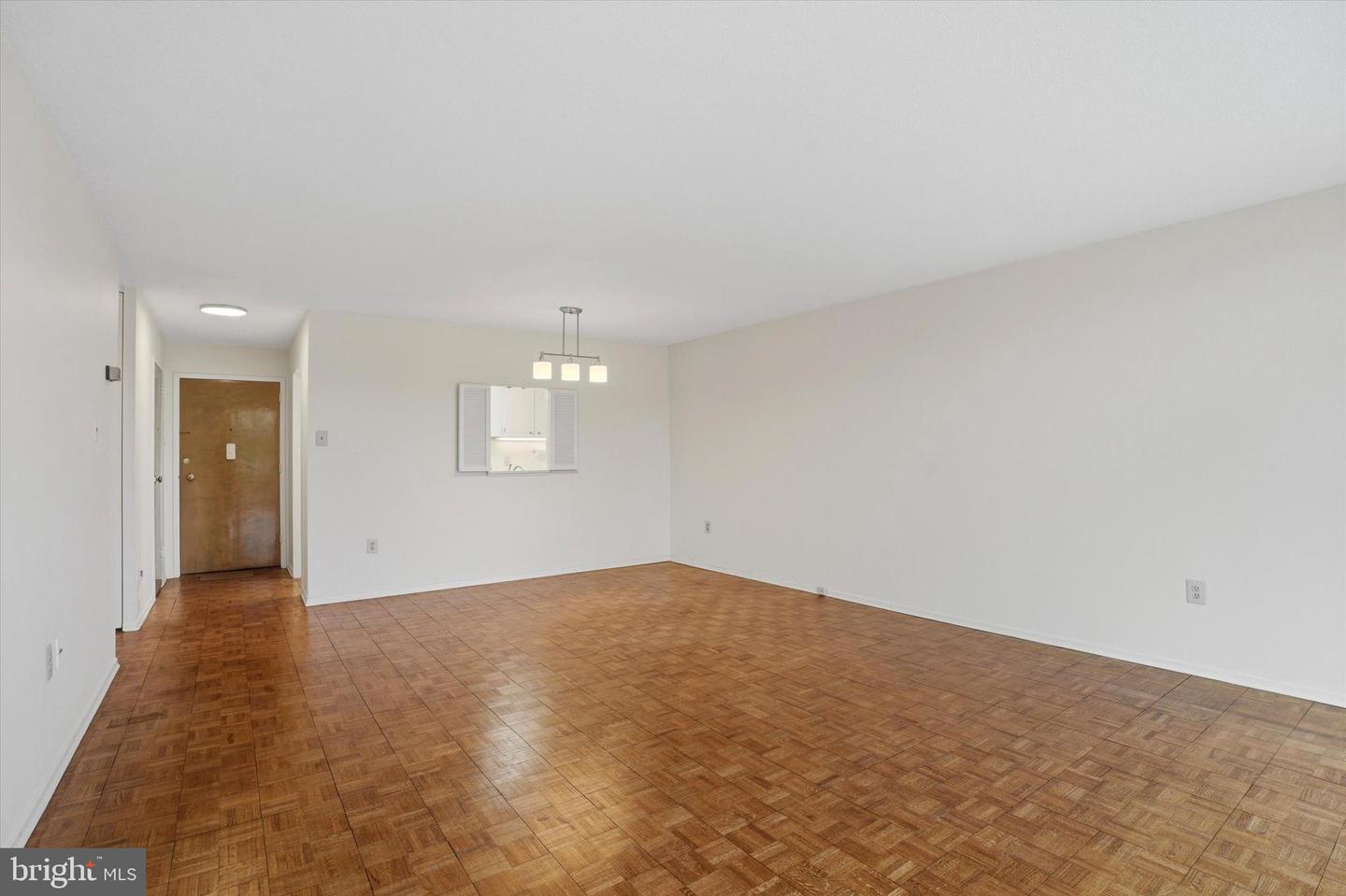 100 West Ave #212-s Property Photo 7