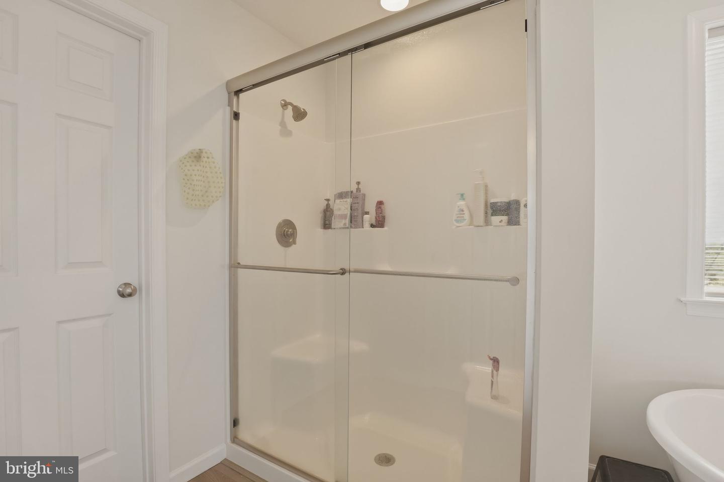 30 Patricia Dr Property Photo 21
