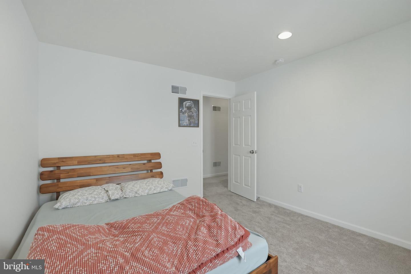 30 Patricia Dr Property Photo 29