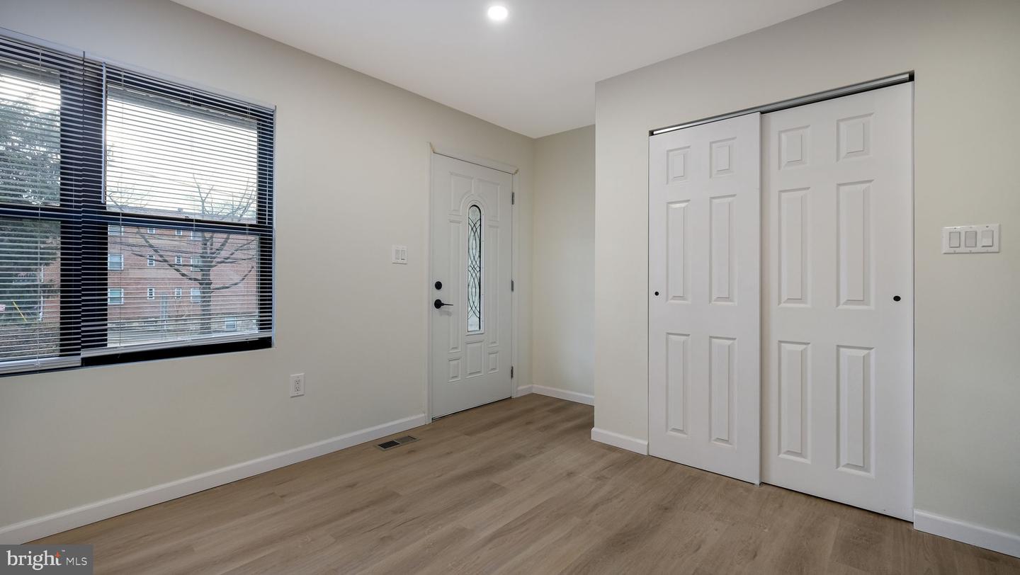 1617 W Church Rd # Property Photo 5