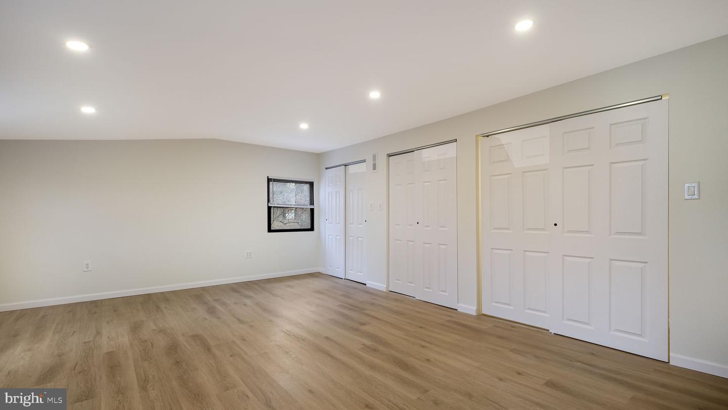 1617 W Church Rd # Property Photo 25