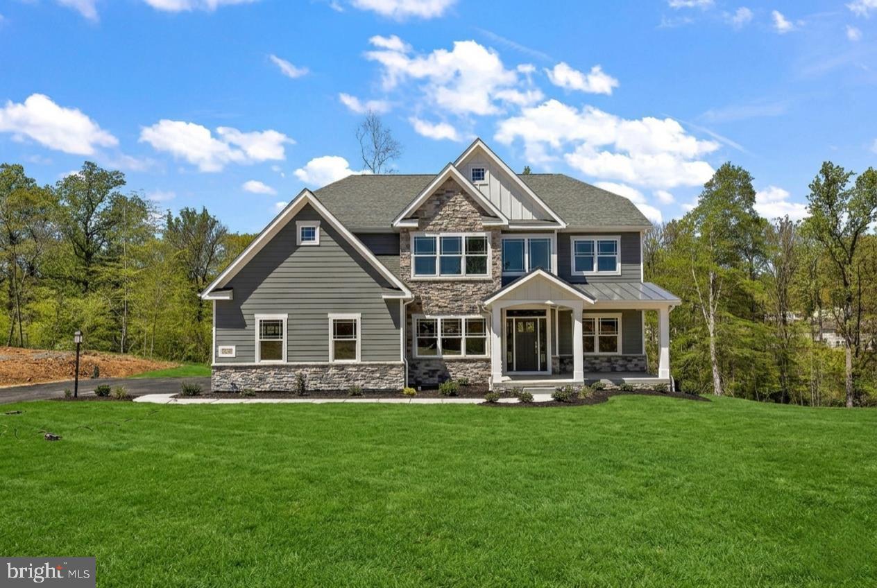 395 Bronson Cir #b3d Property Photo 2