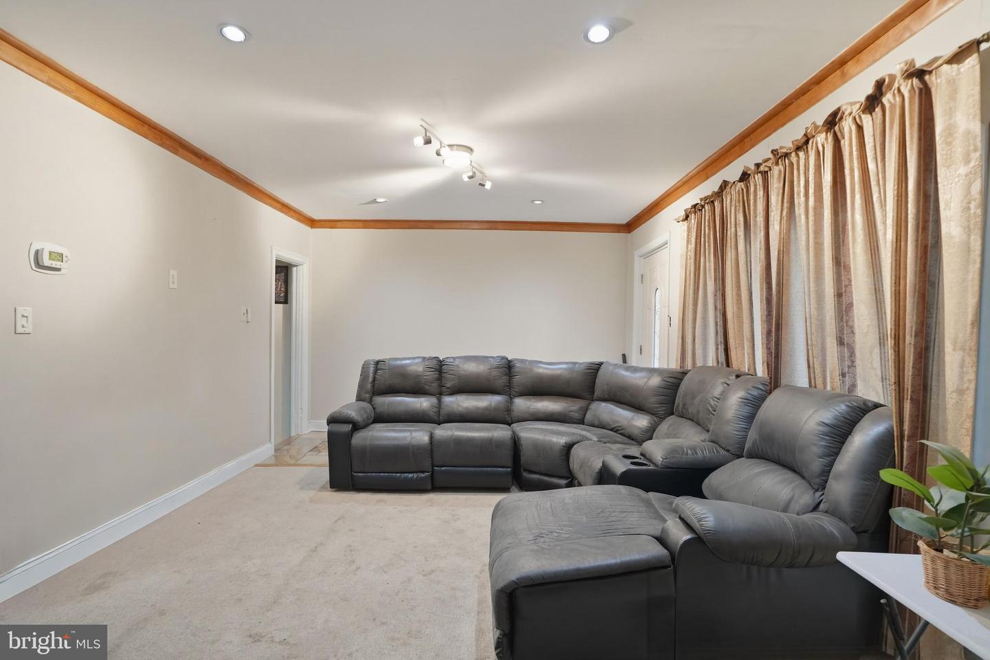 322 Tulpehocken Ave Property Photo 7