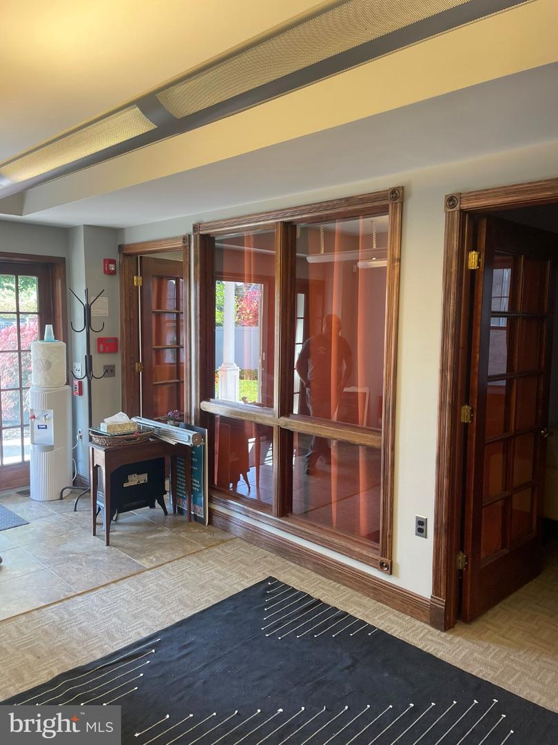 223 Summit Ave #first Floor Property Photo 7