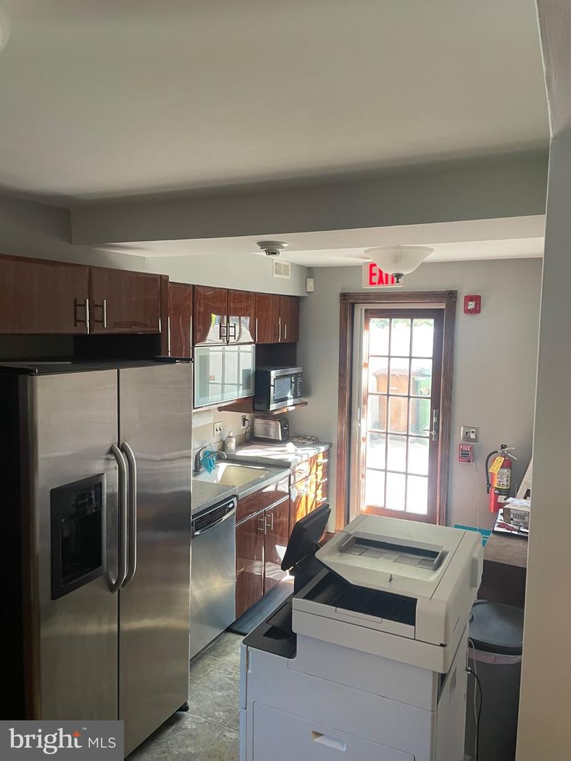223 Summit Ave #first Floor Property Photo 12