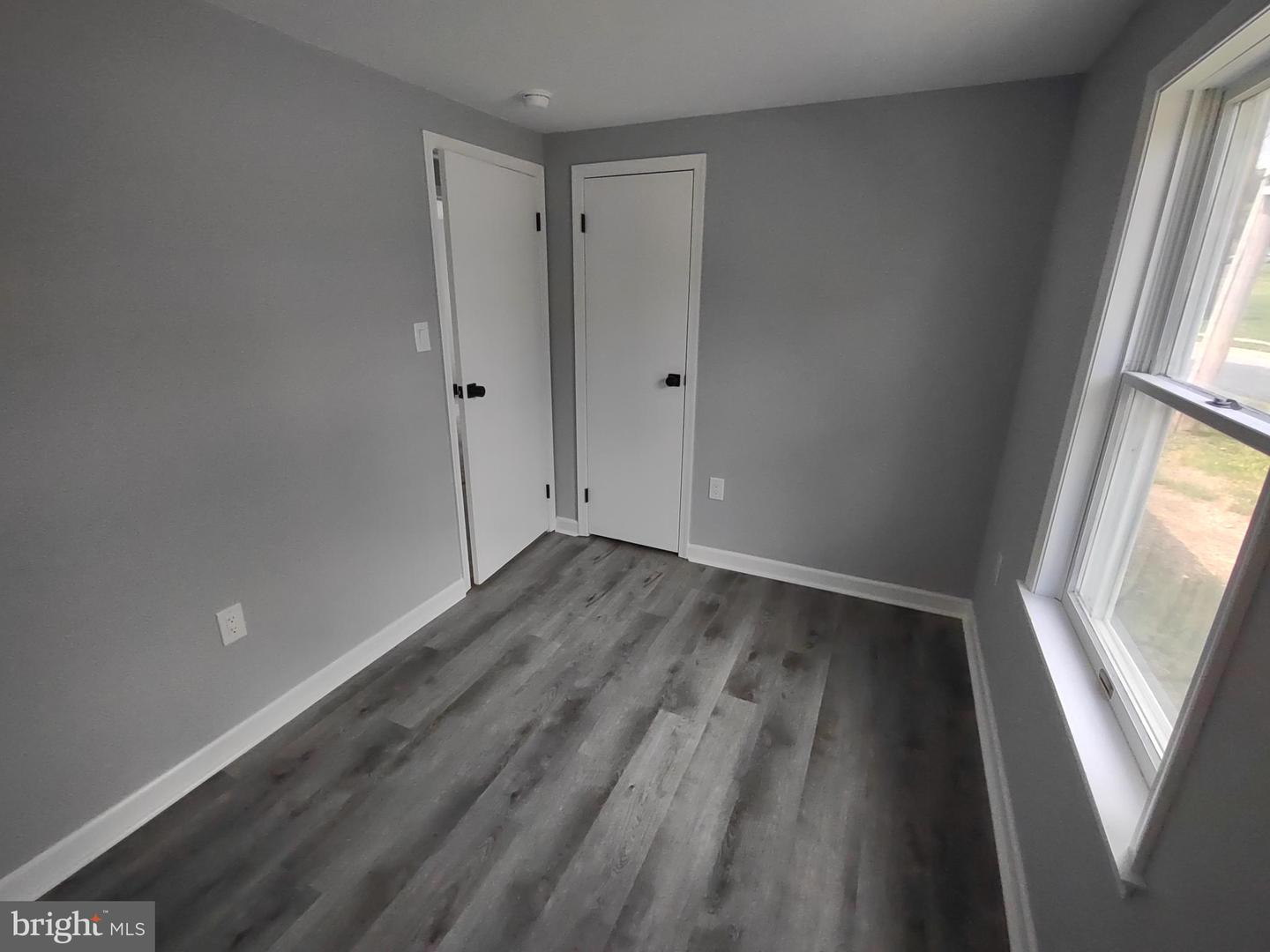 138 Houston Ave Property Photo 17