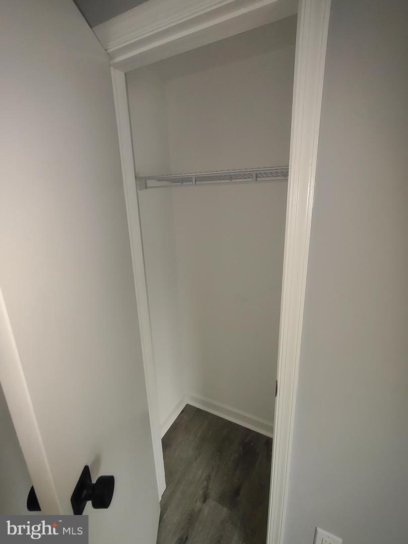 138 Houston Ave Property Photo 25