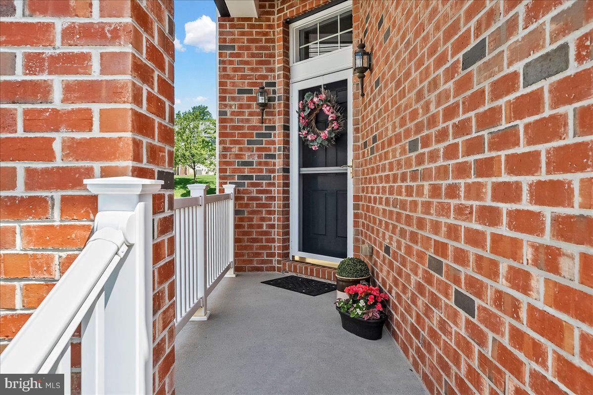 29 Thayer Way Property Photo 34