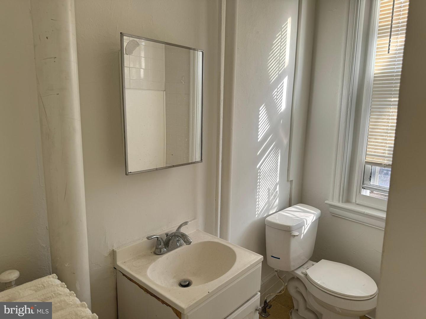 1 N Main St #2f Property Photo 13